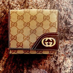 Authentic Gucci bifold wallet